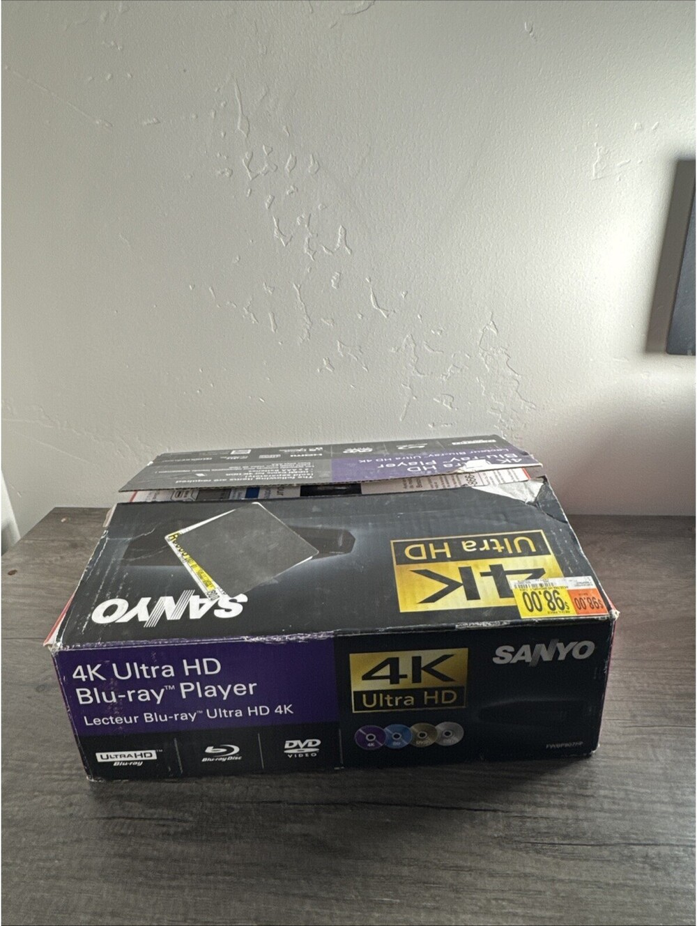 Sanyo FWBP807FP 4k UHD/Ultra HD Blu-Ray Disc Player Black DVD/CD W/Remote & HDMI